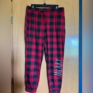 Winter sale 3 for 10 ❄️ Rae Dunn comfy pants two pairs of pants